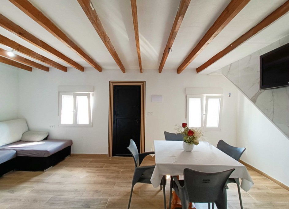 Revente - Maison de ville -
Hondón de los Fráiles