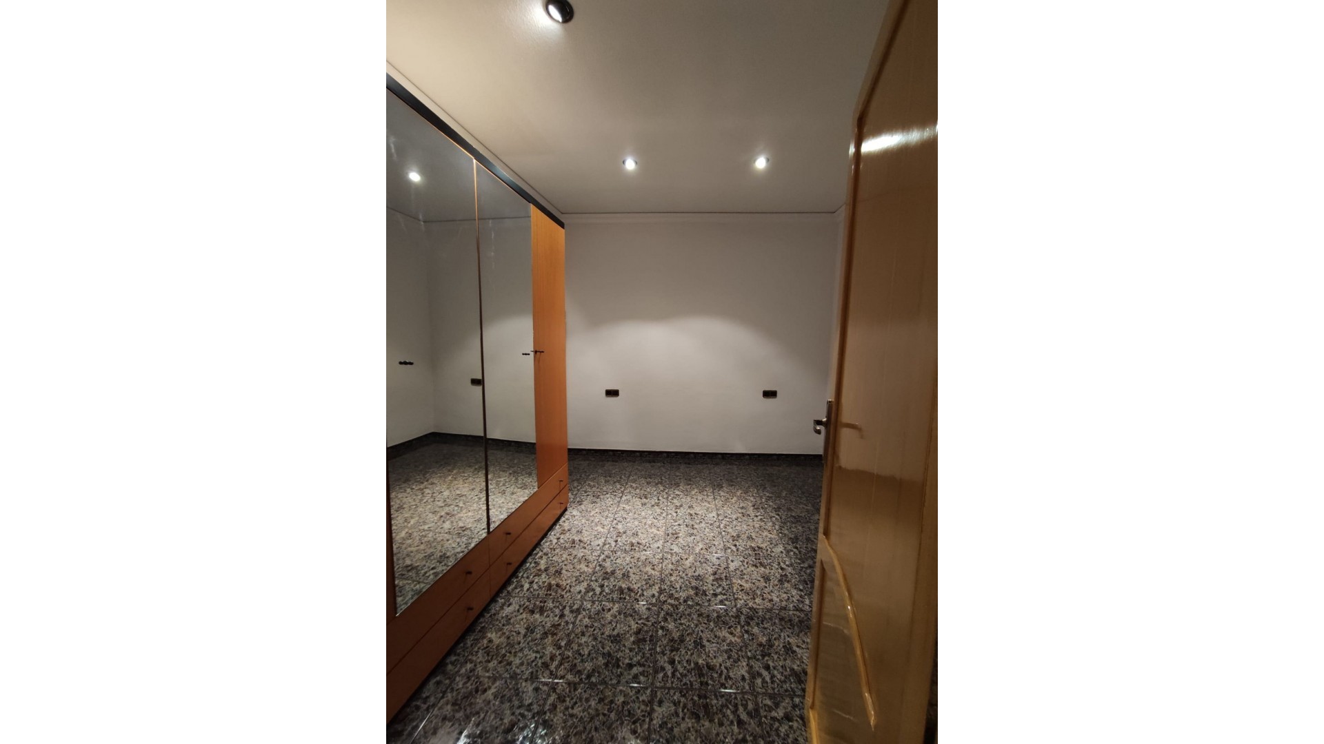 Revente - Maison de ville -
Hondón de los Fráiles