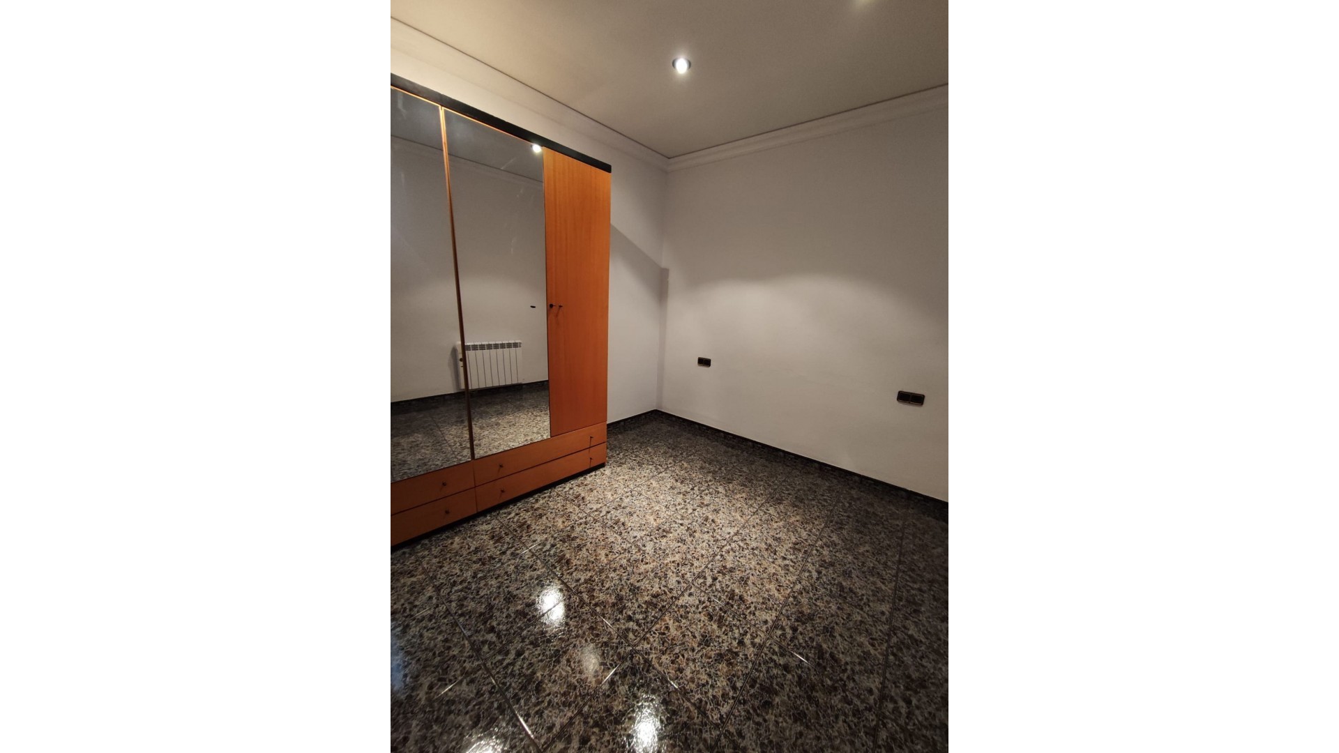 Revente - Maison de ville -
Hondón de los Fráiles