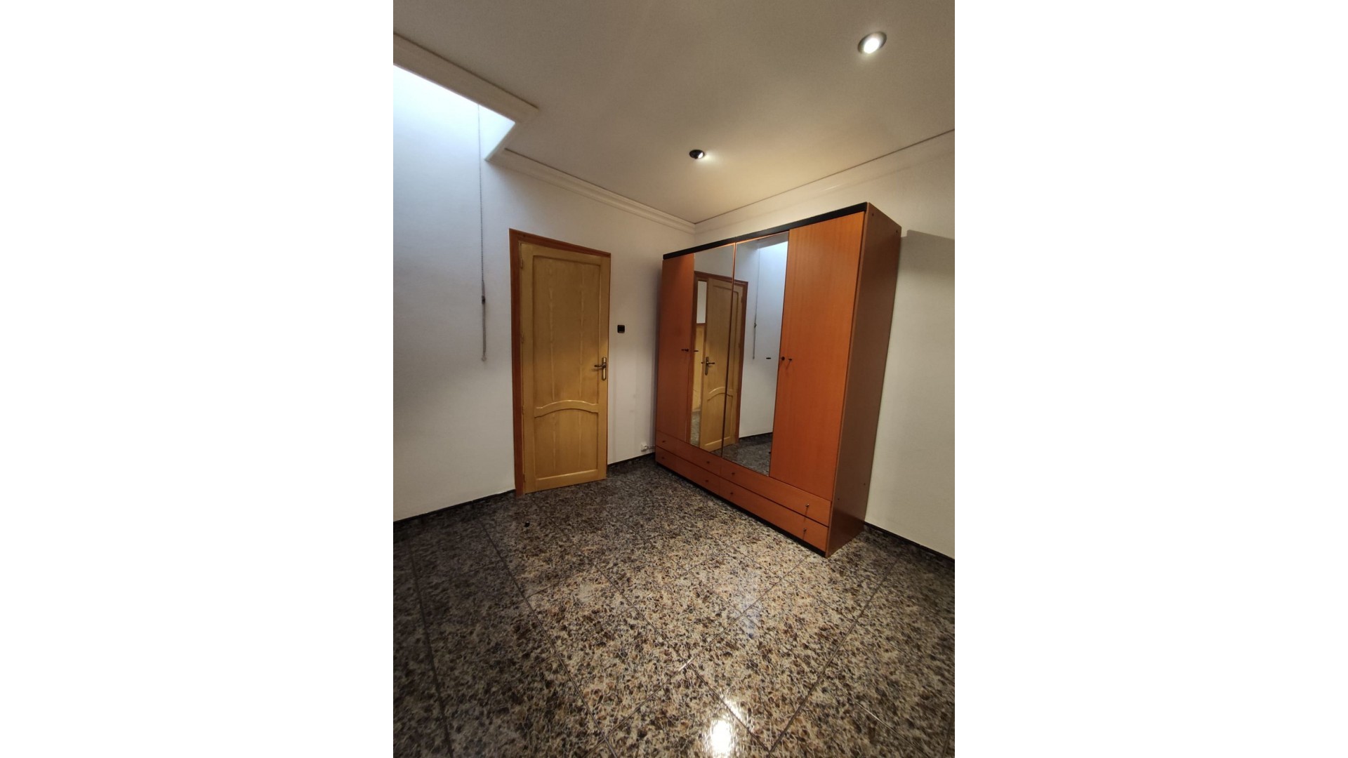 Revente - Maison de ville -
Hondón de los Fráiles