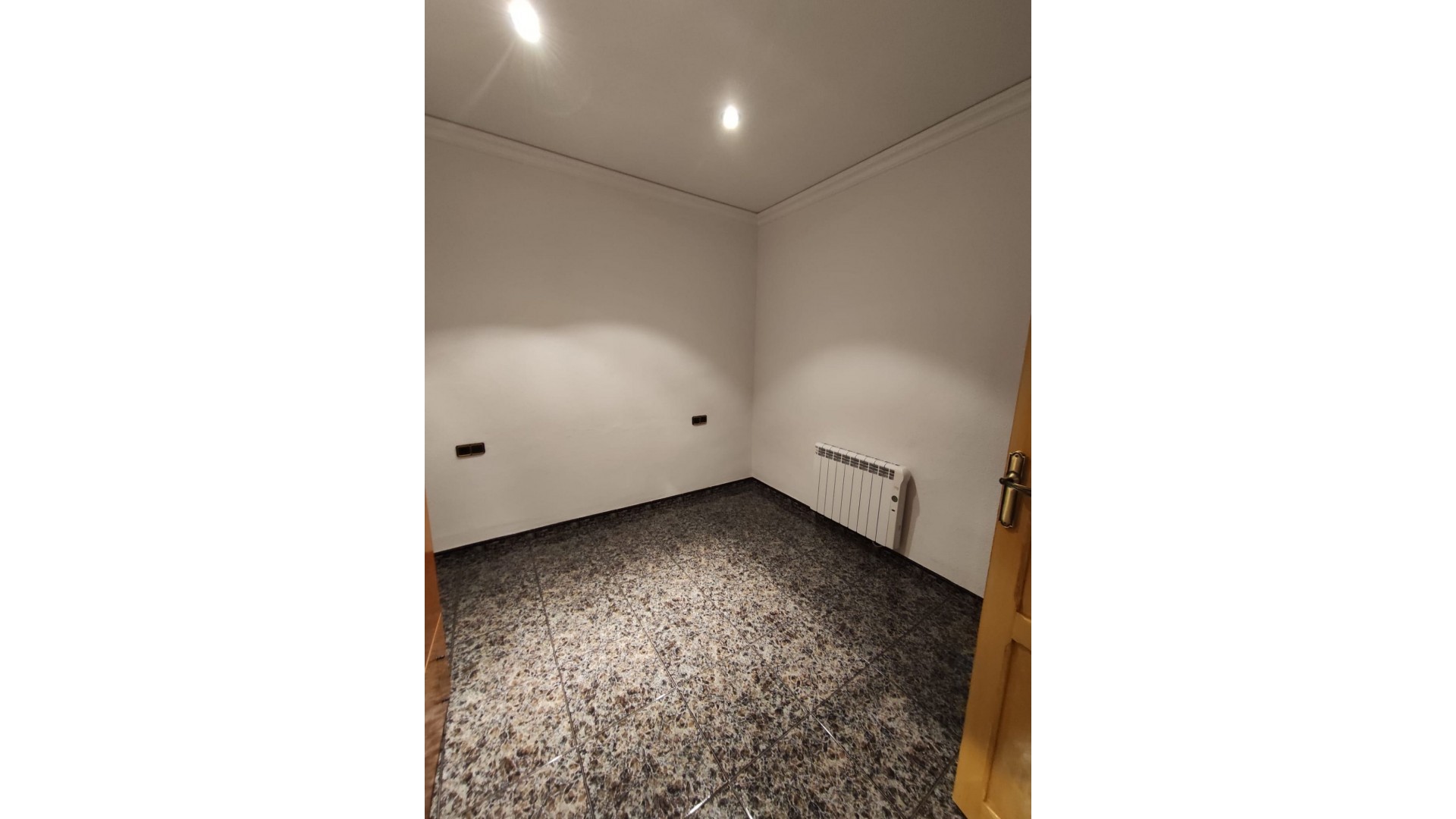 Revente - Maison de ville -
Hondón de los Fráiles