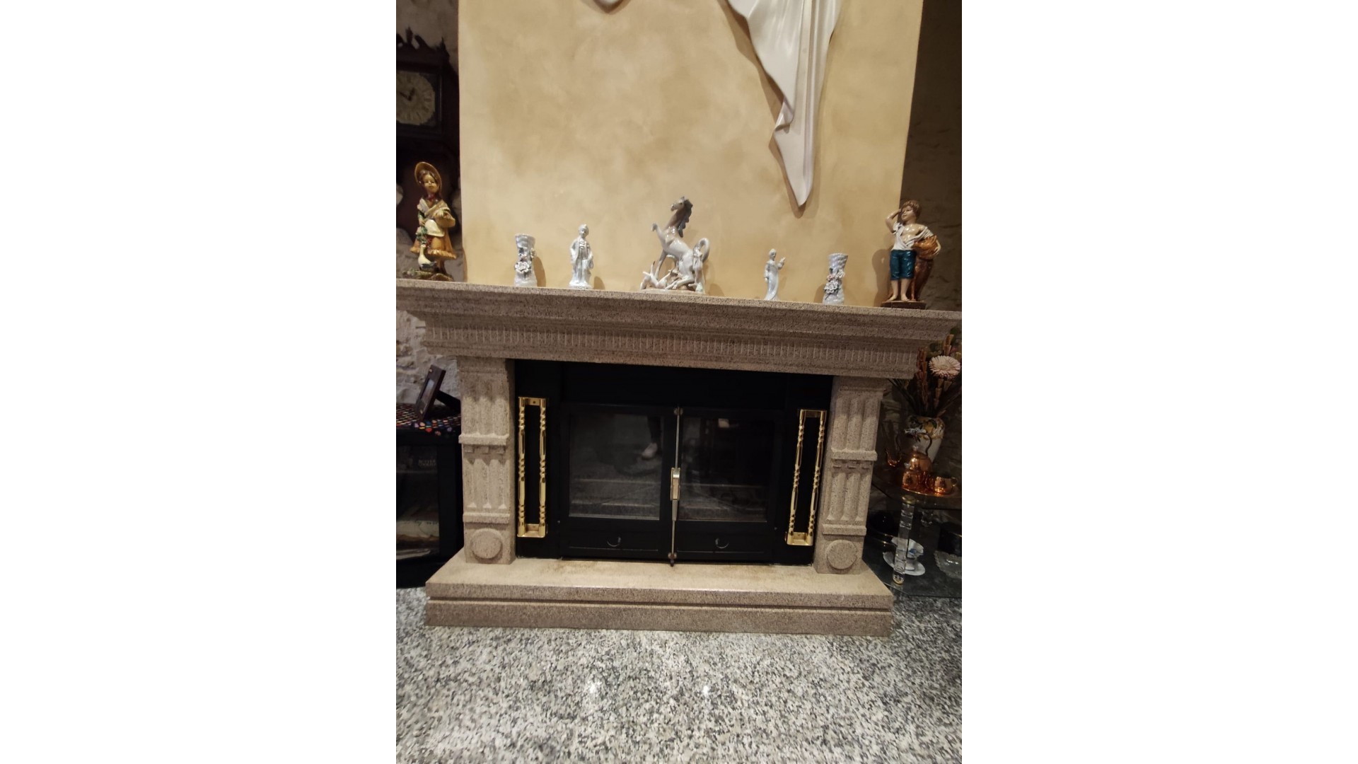 Revente - Maison de ville -
Hondón de los Fráiles