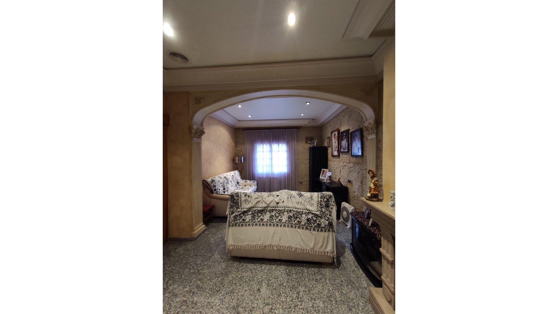 Revente - Maison de ville -
Hondón de los Fráiles