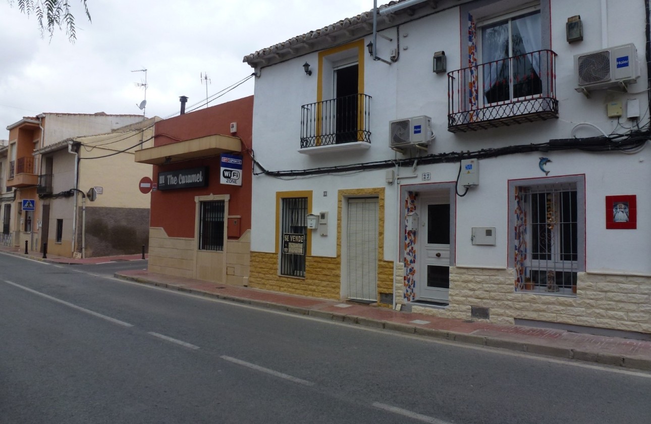 Revente - Maison de ville -
Hondón de los Fráiles