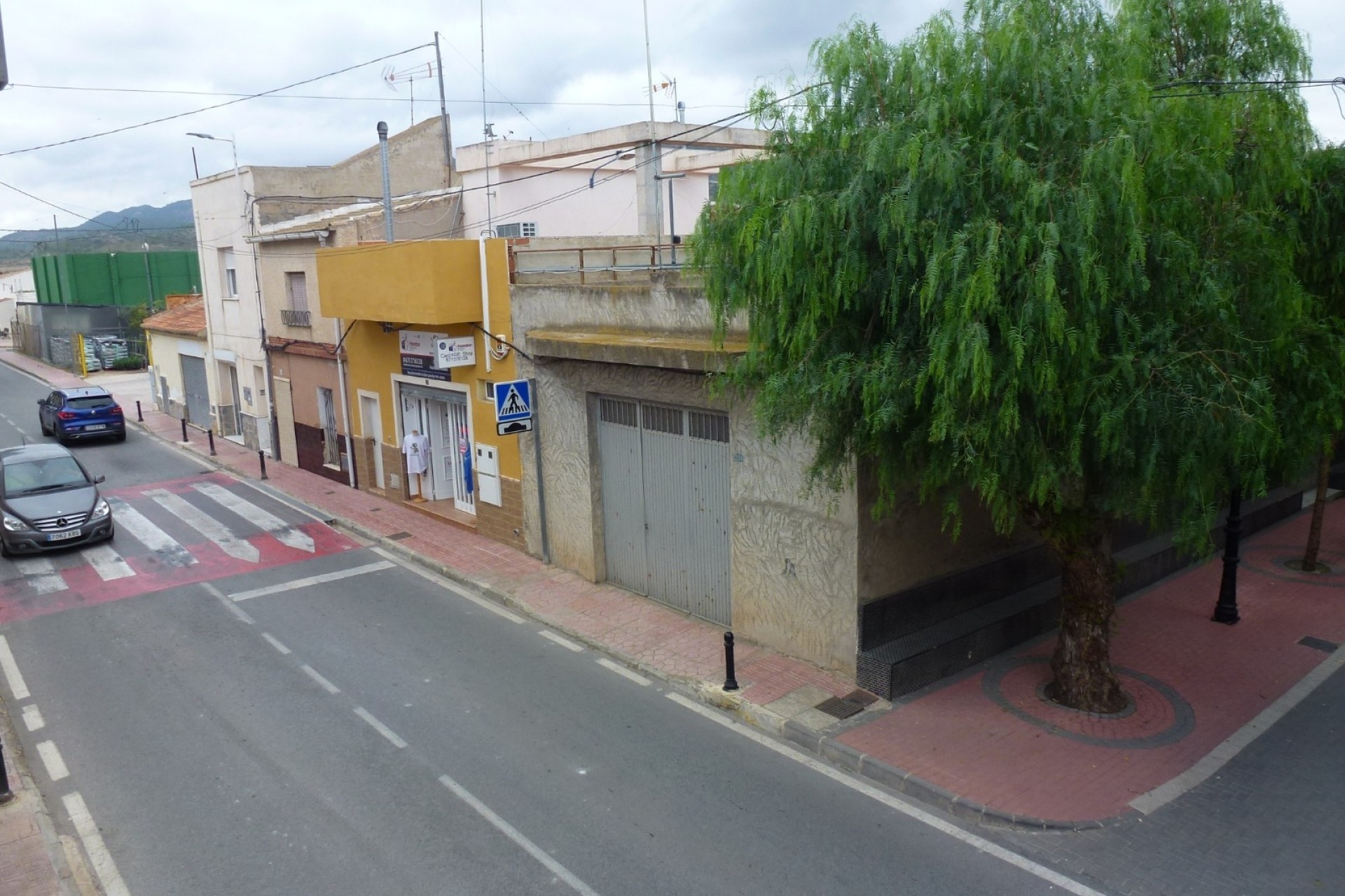 Revente - Maison de ville -
Hondón de los Fráiles