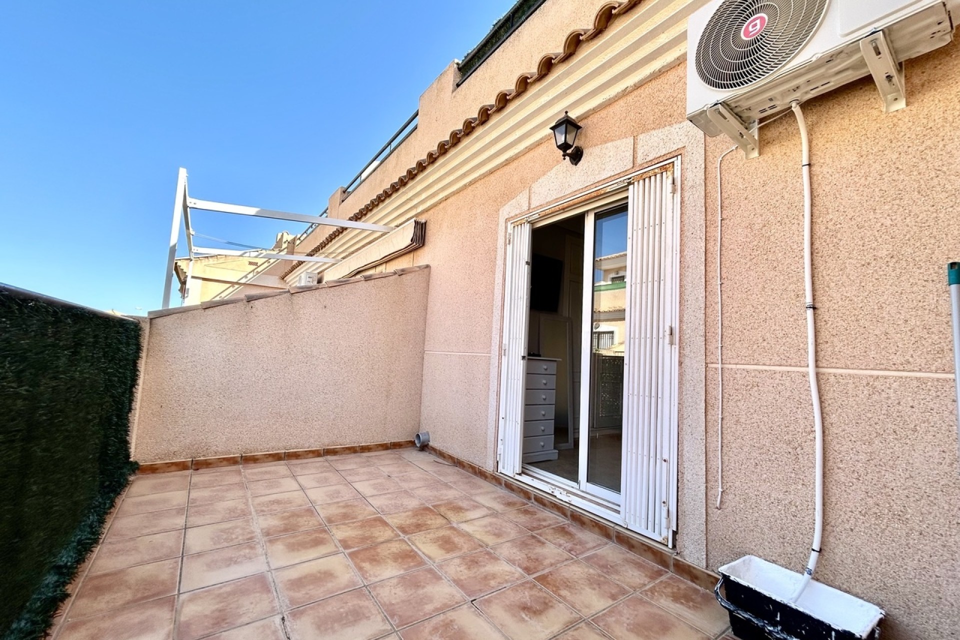 Revente - Maison de ville -
La Zenia