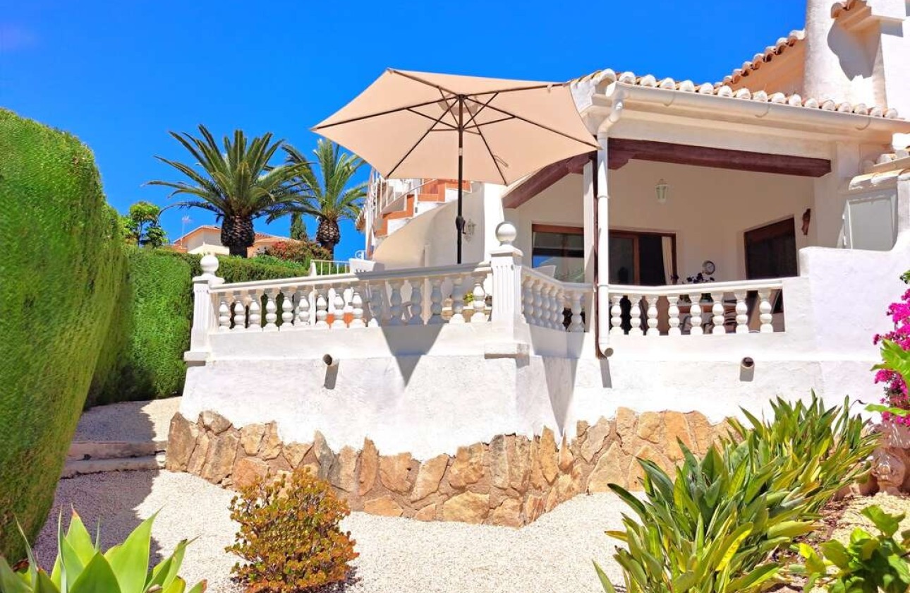 Revente - Maison de ville -
Moraira