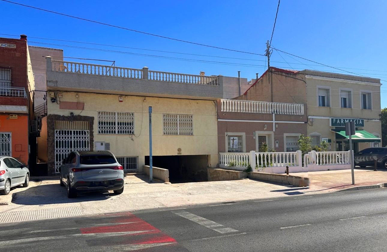 Revente - Maison de ville -
Orihuela - Bigastro