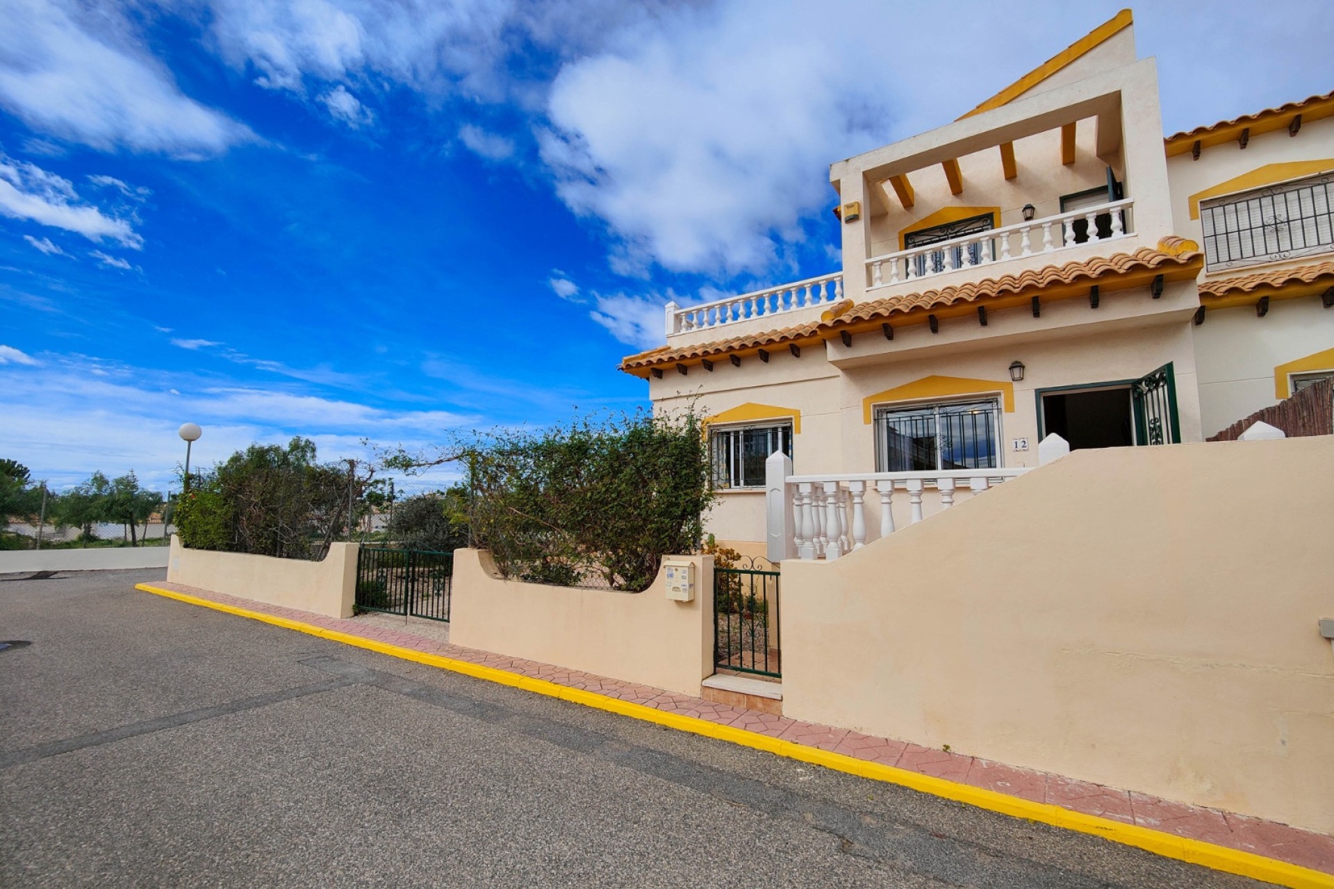 Revente - Maison de ville -
Orihuela Costa - Costa Blanca