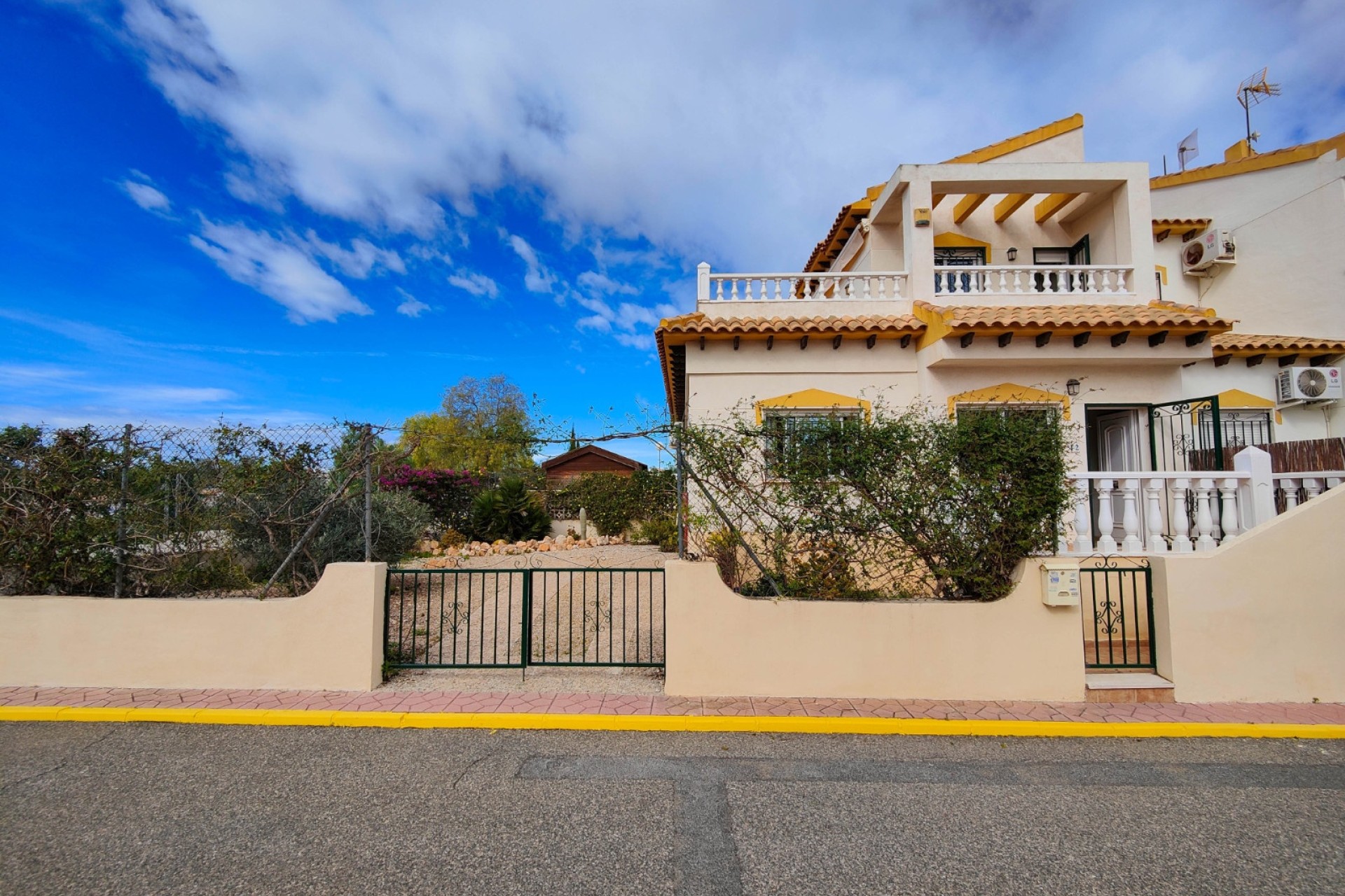 Revente - Maison de ville -
Orihuela Costa - La Florida