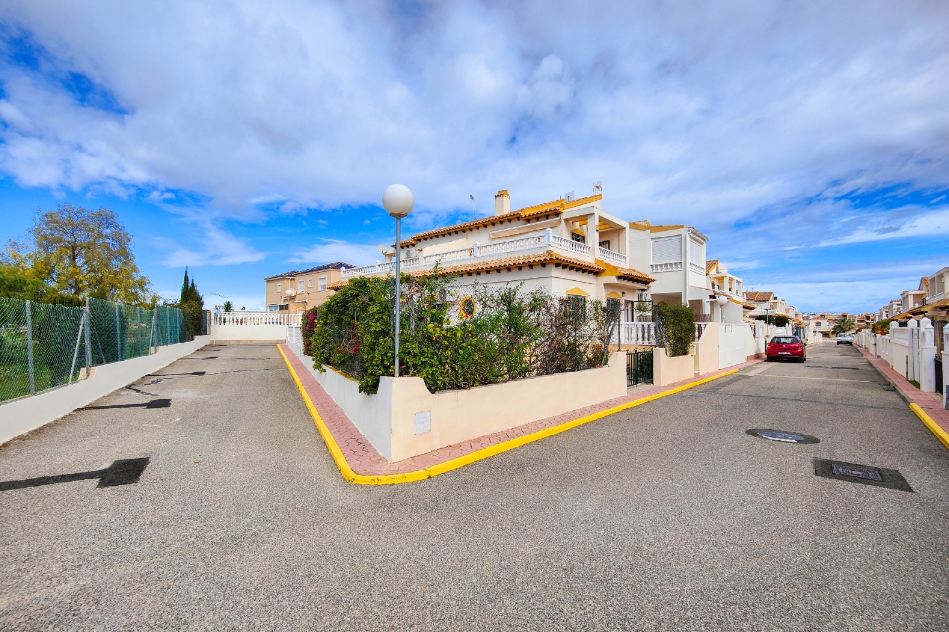 Revente - Maison de ville -
Orihuela Costa - La Florida