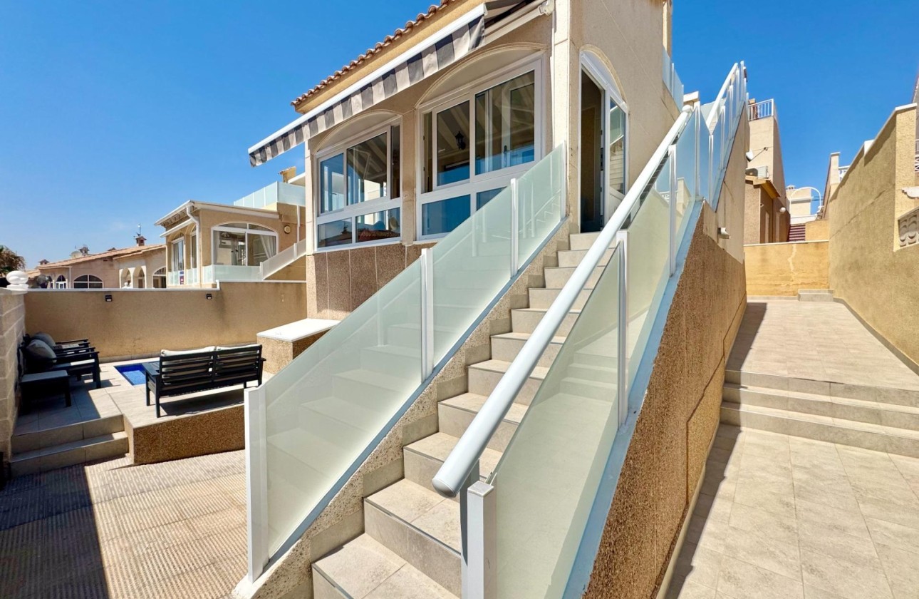 Revente - Maison de ville -
Orihuela Costa - La Florida