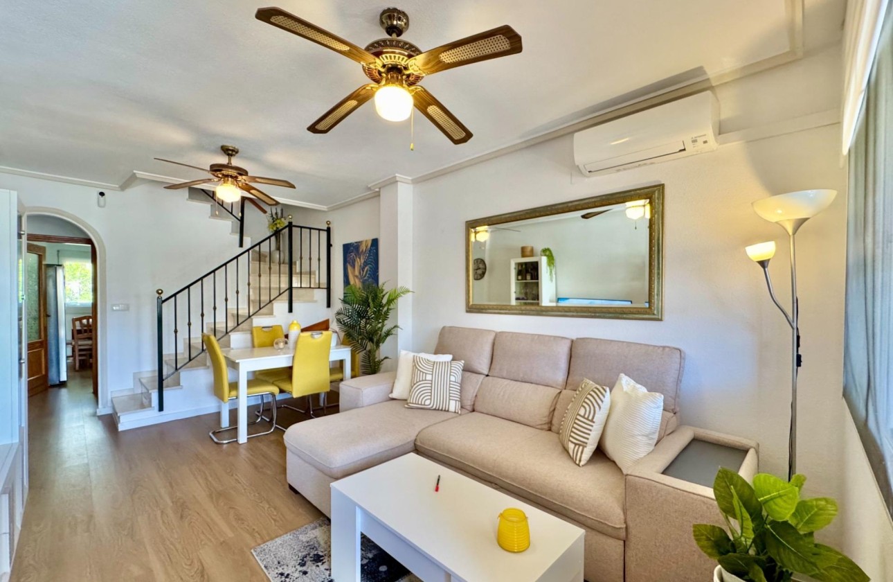 Revente - Maison de ville -
Orihuela Costa - Las Filipinas