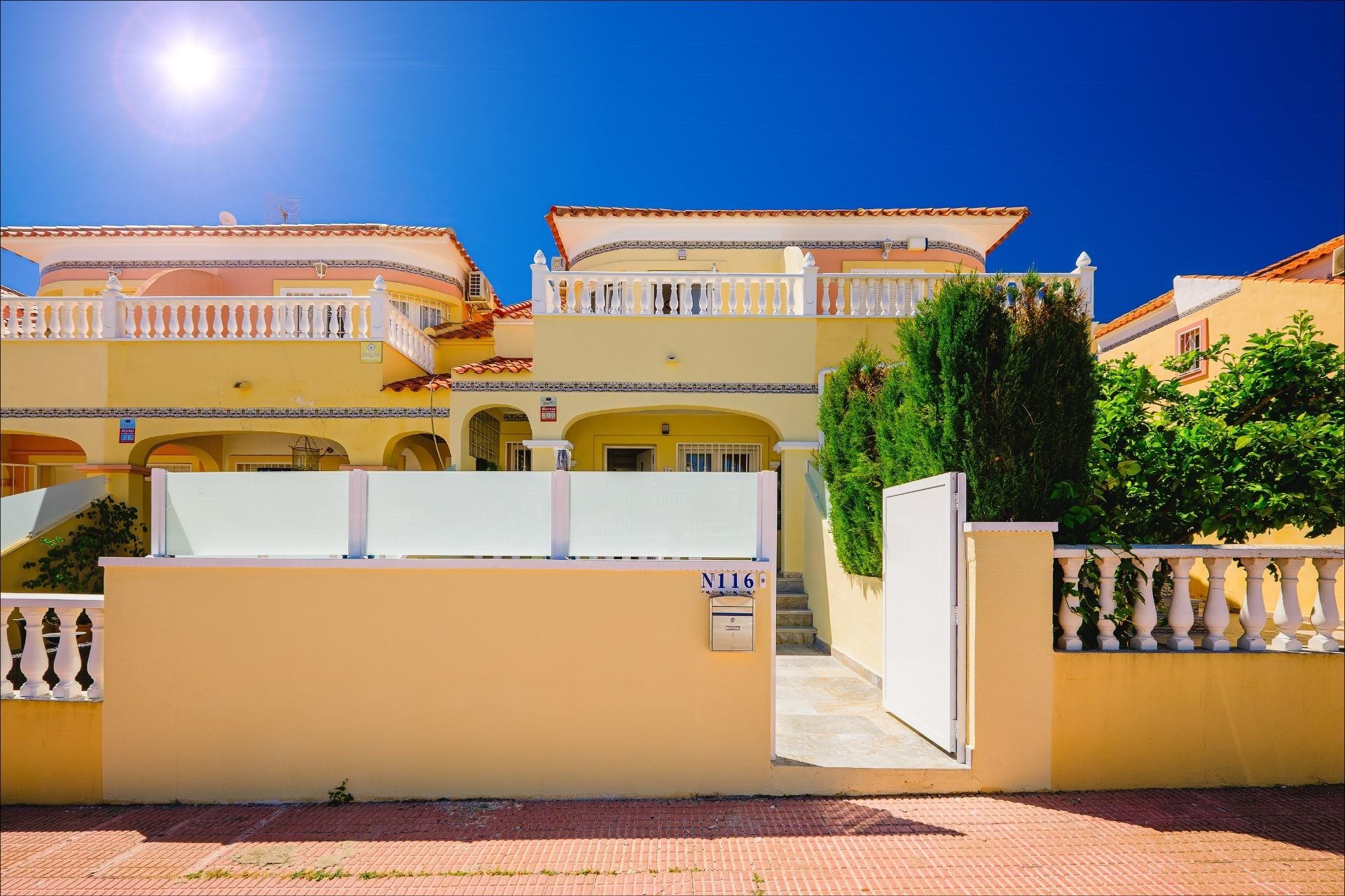 Revente - Maison de ville -
Orihuela Costa - Las Filipinas
