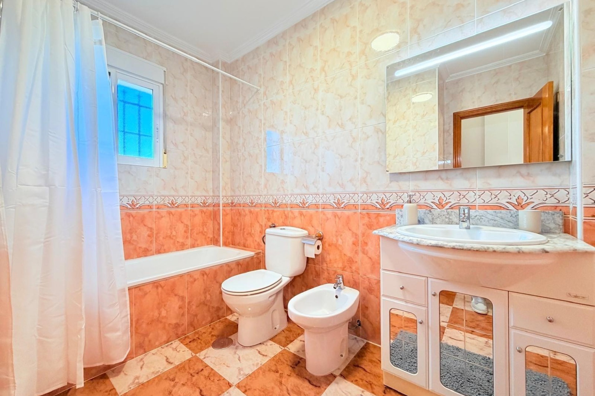 Revente - Maison de ville -
Orihuela Costa - Las Filipinas