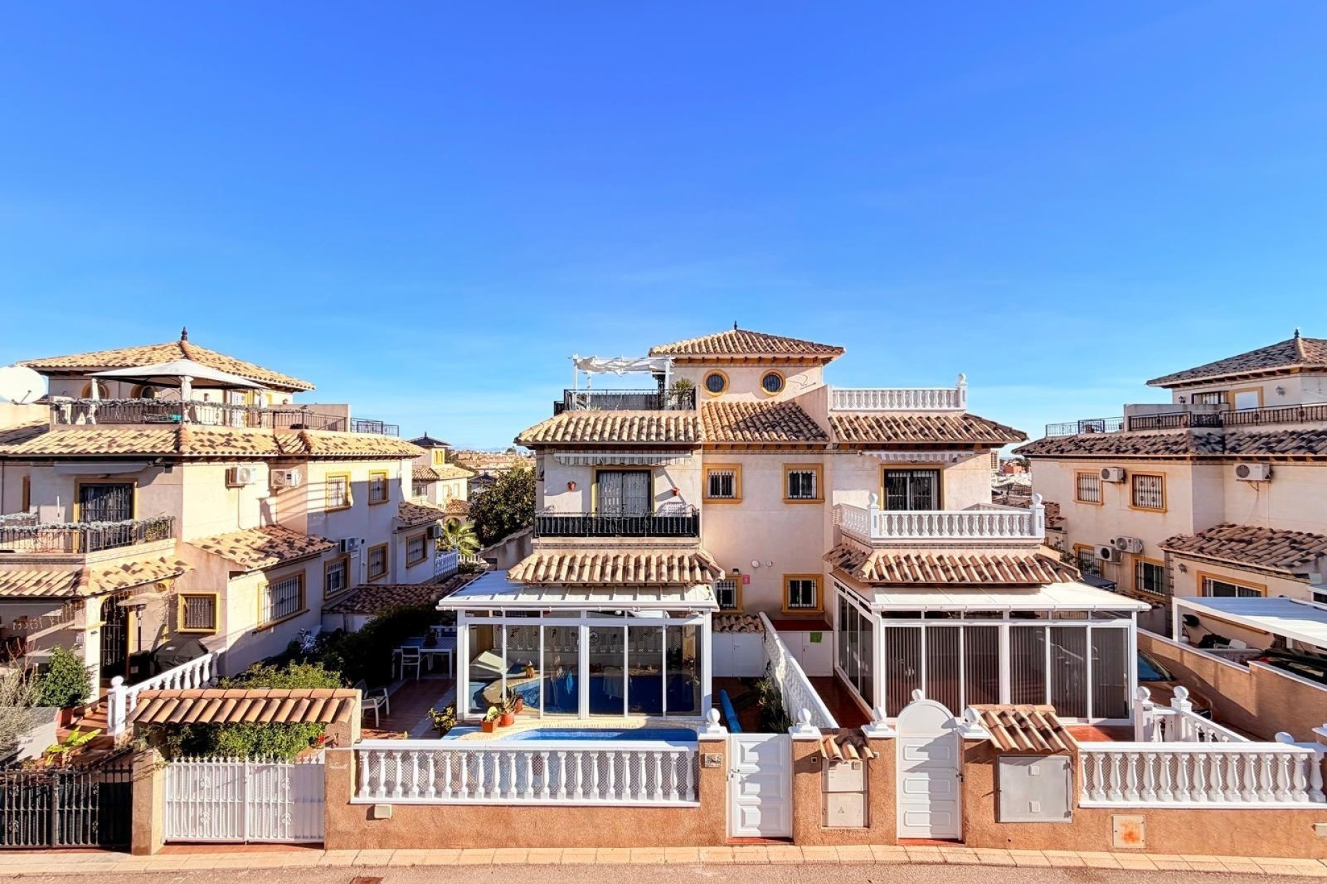 Revente - Maison de ville -
Orihuela Costa - Las Filipinas