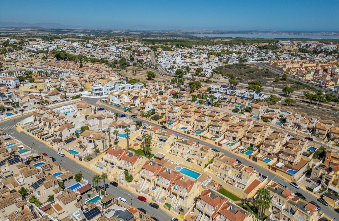 Revente - Maison de ville -
Orihuela Costa - Las Filipinas