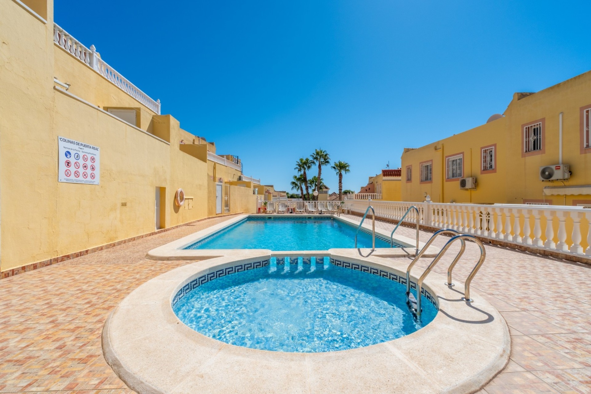 Revente - Maison de ville -
Orihuela Costa - Las Filipinas