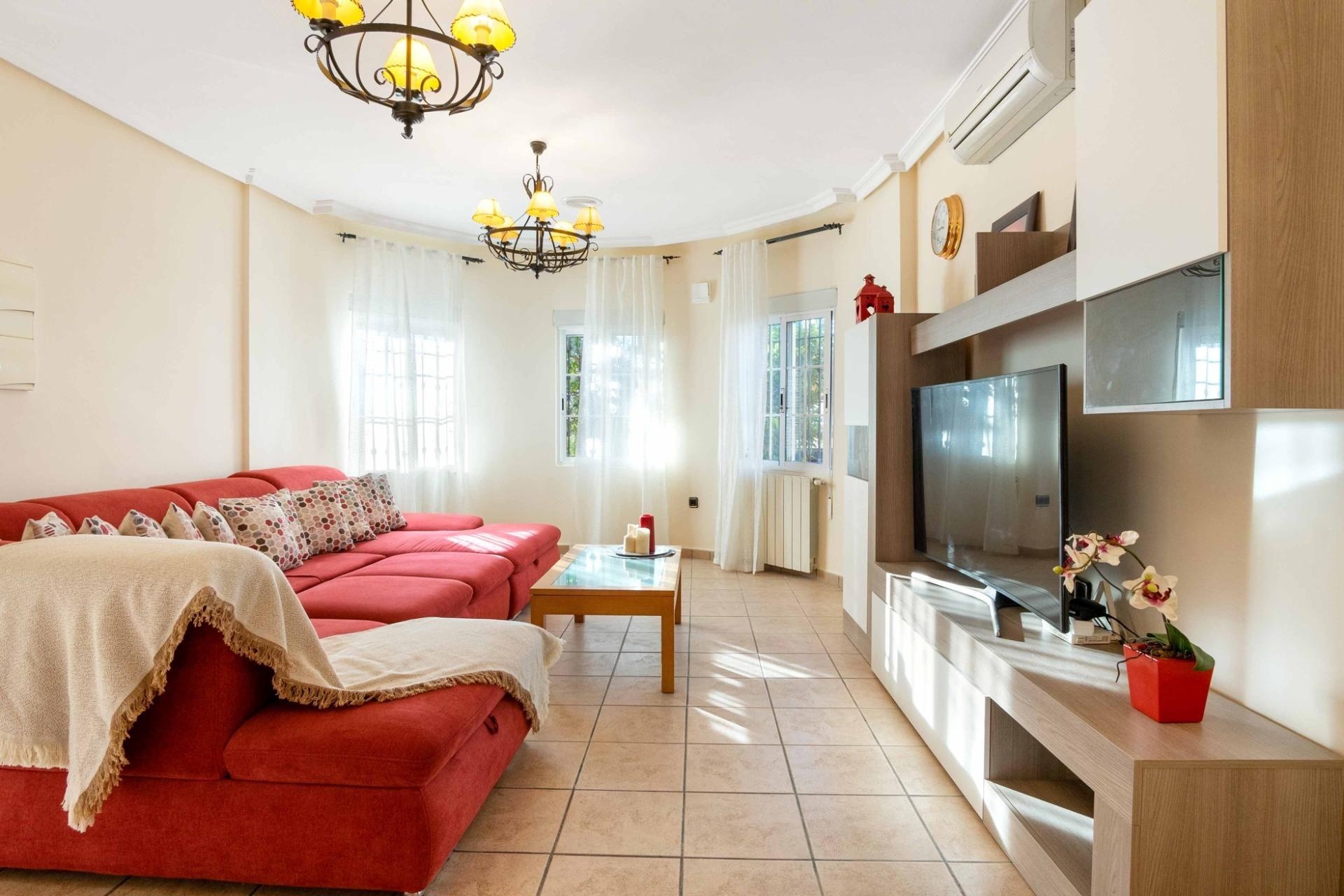 Revente - Maison de ville -
Orihuela Costa - Los Almendros-La Florida