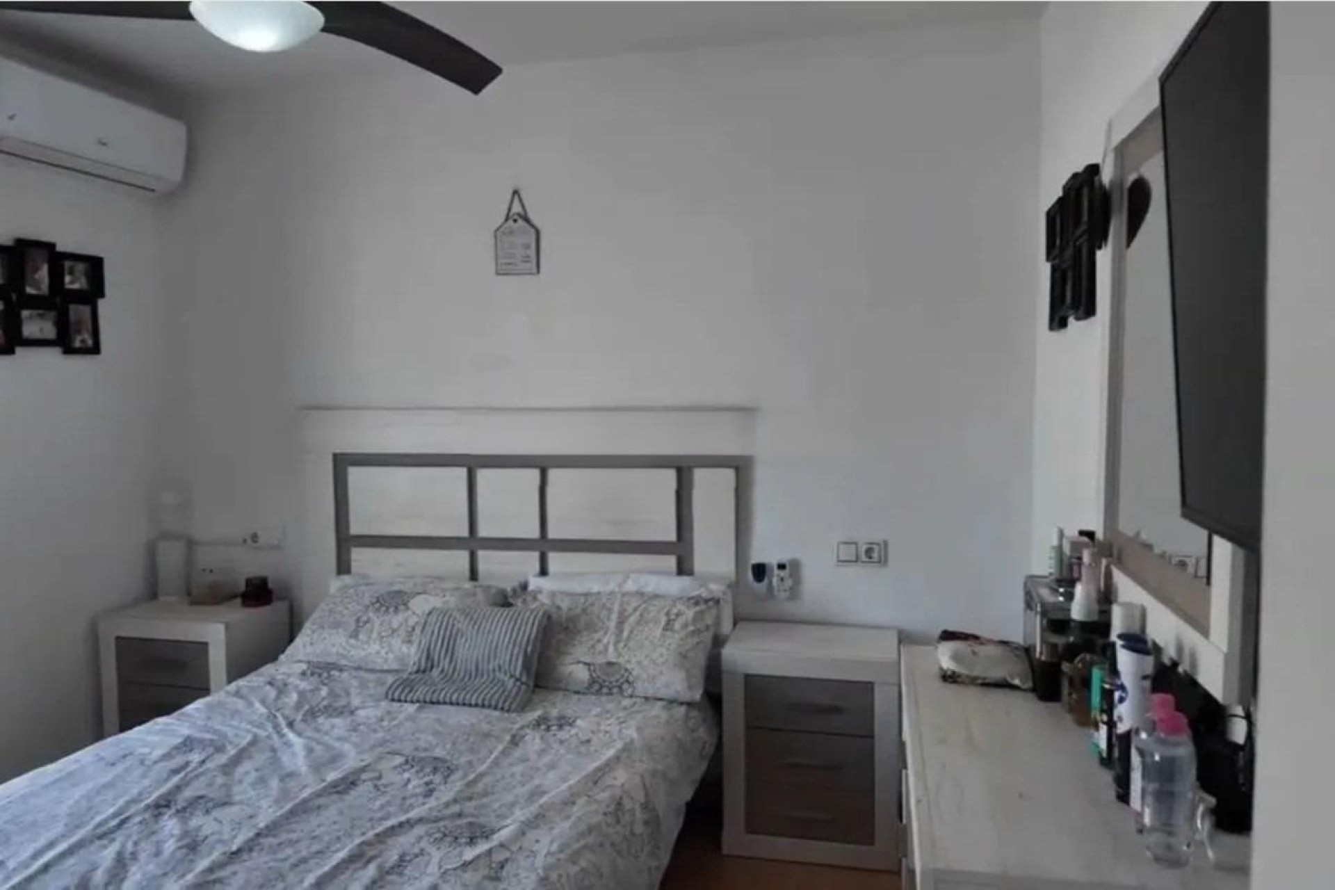 Revente - Maison de ville -
Orihuela Costa - Los Almendros-la Florida