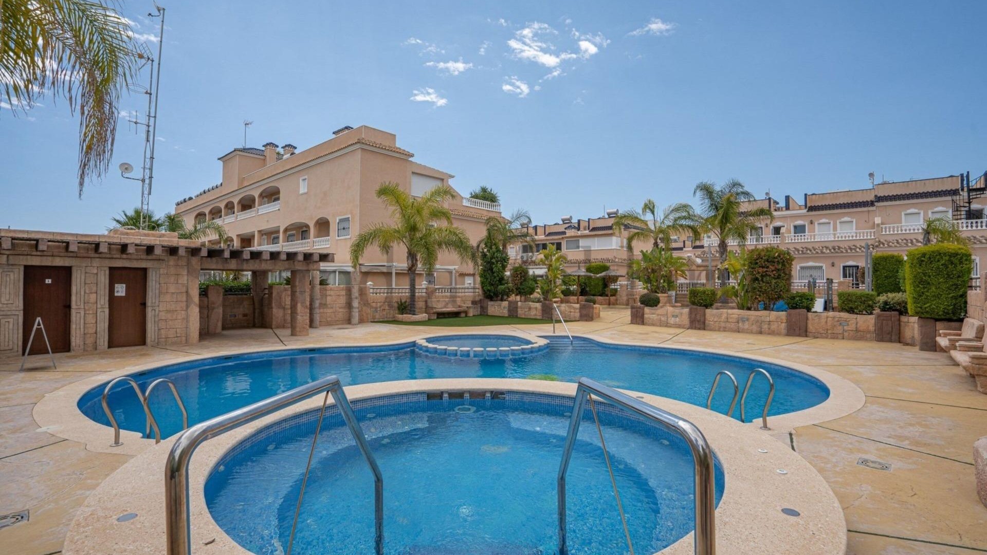 Revente - Maison de ville -
Orihuela Costa - Los Dolses