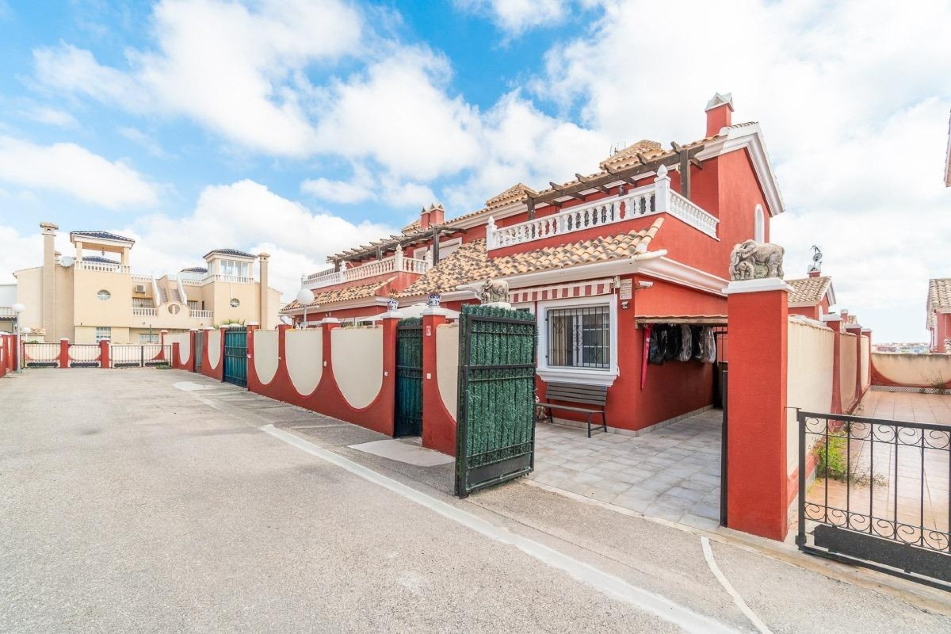 Revente - Maison de ville -
Orihuela Costa - PAU 8