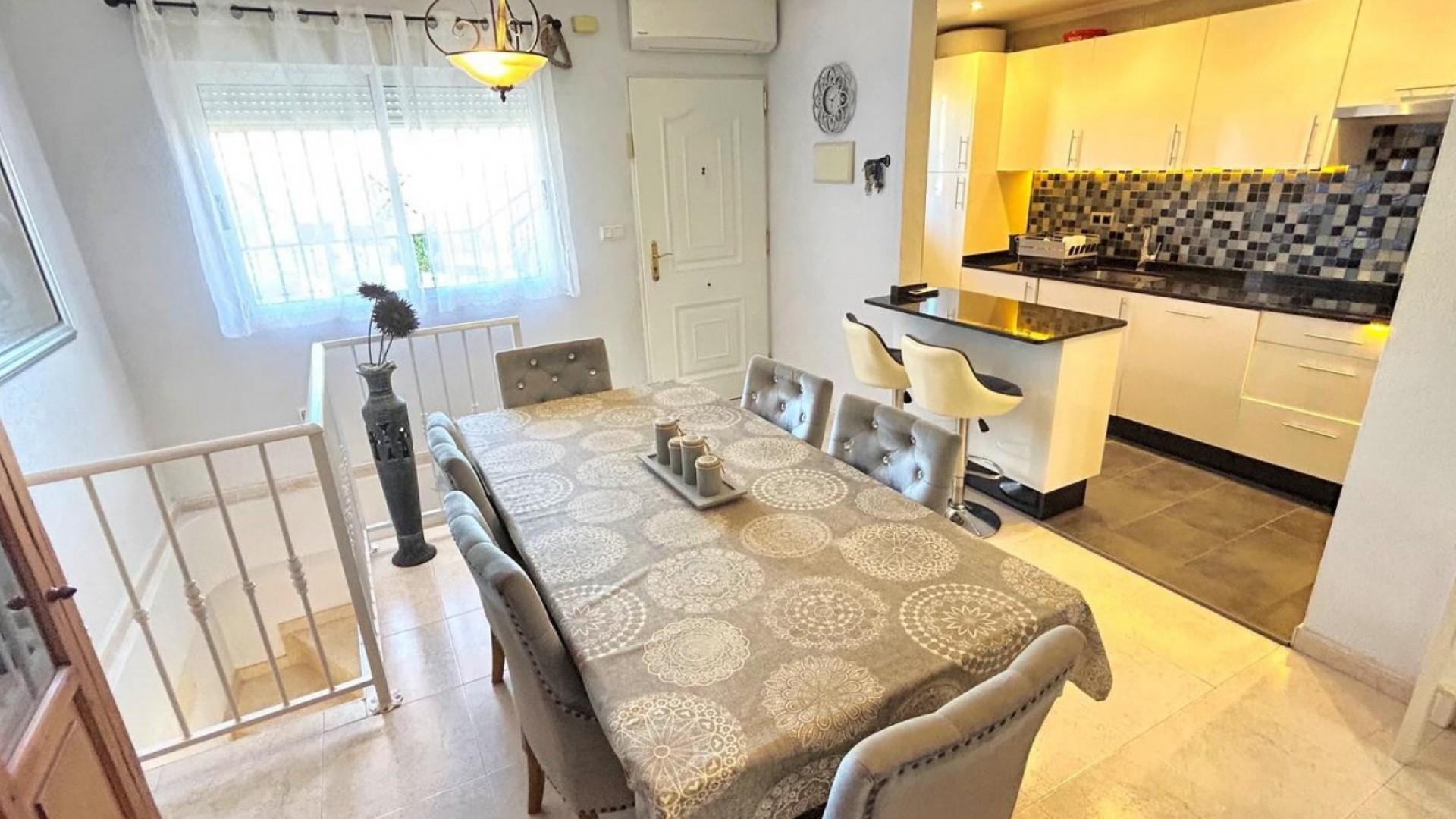 Revente - Maison de ville -
Orihuela Costa - Villamartín