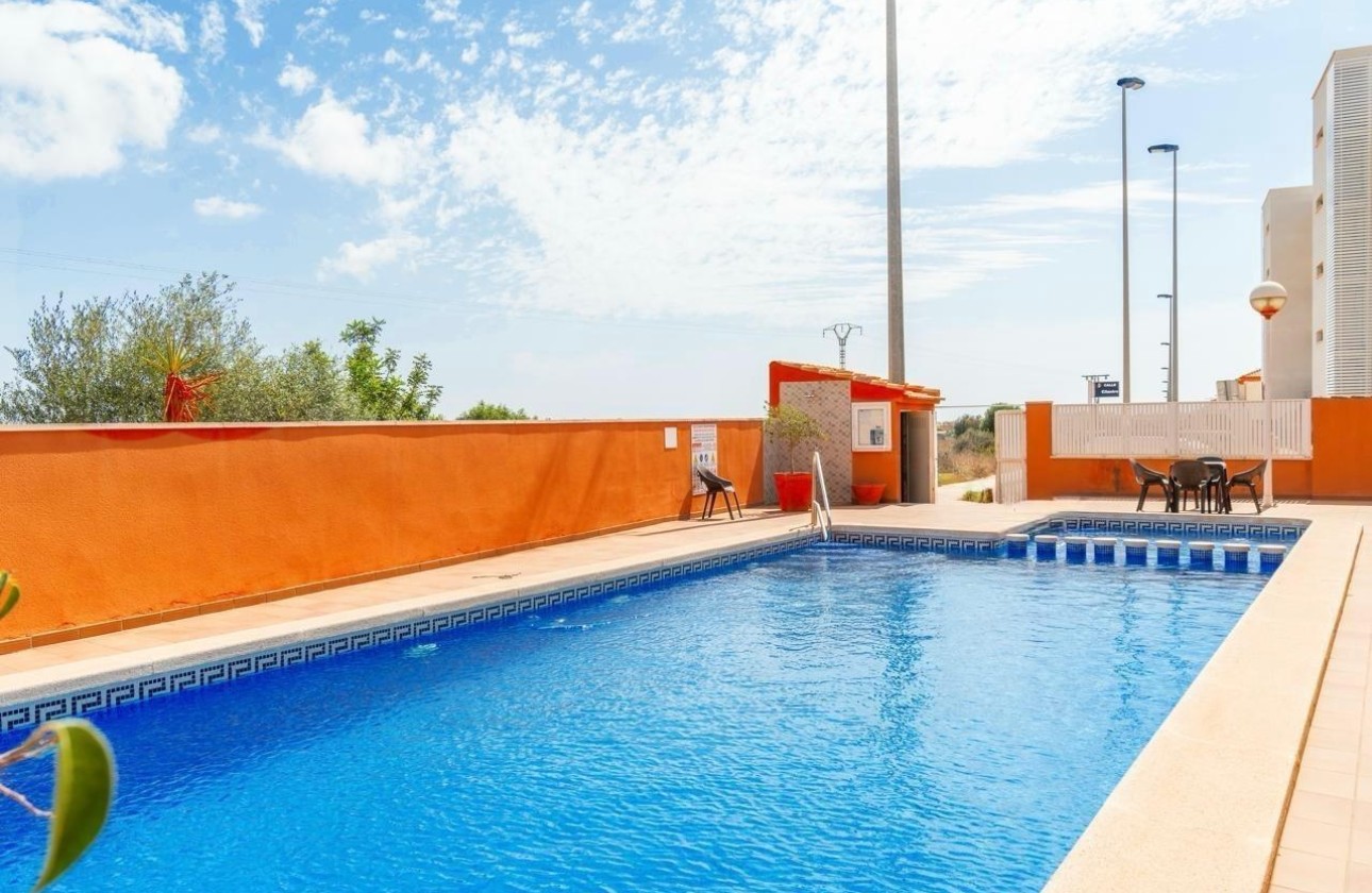 Revente - Maison de ville -
Orihuela Costa - Villamartin