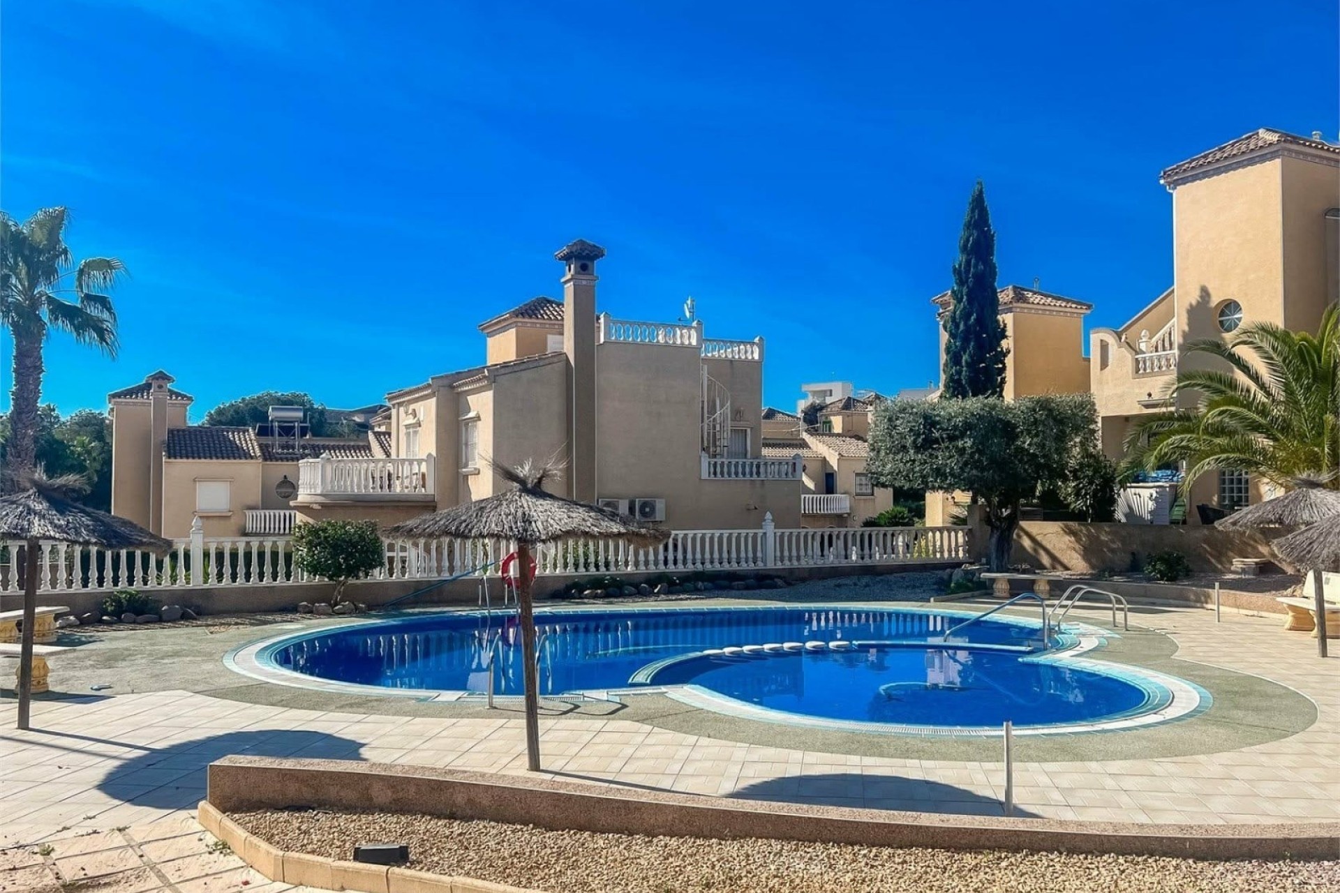 Revente - Maison de ville -
Orihuela Costa - Villamartín