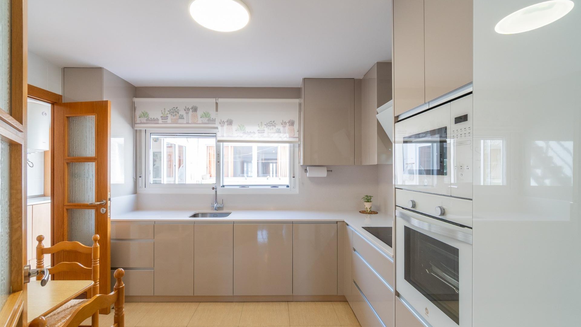 Revente - Maison de ville -
Orihuela - Desamparados-Hurchillo-Torremendo