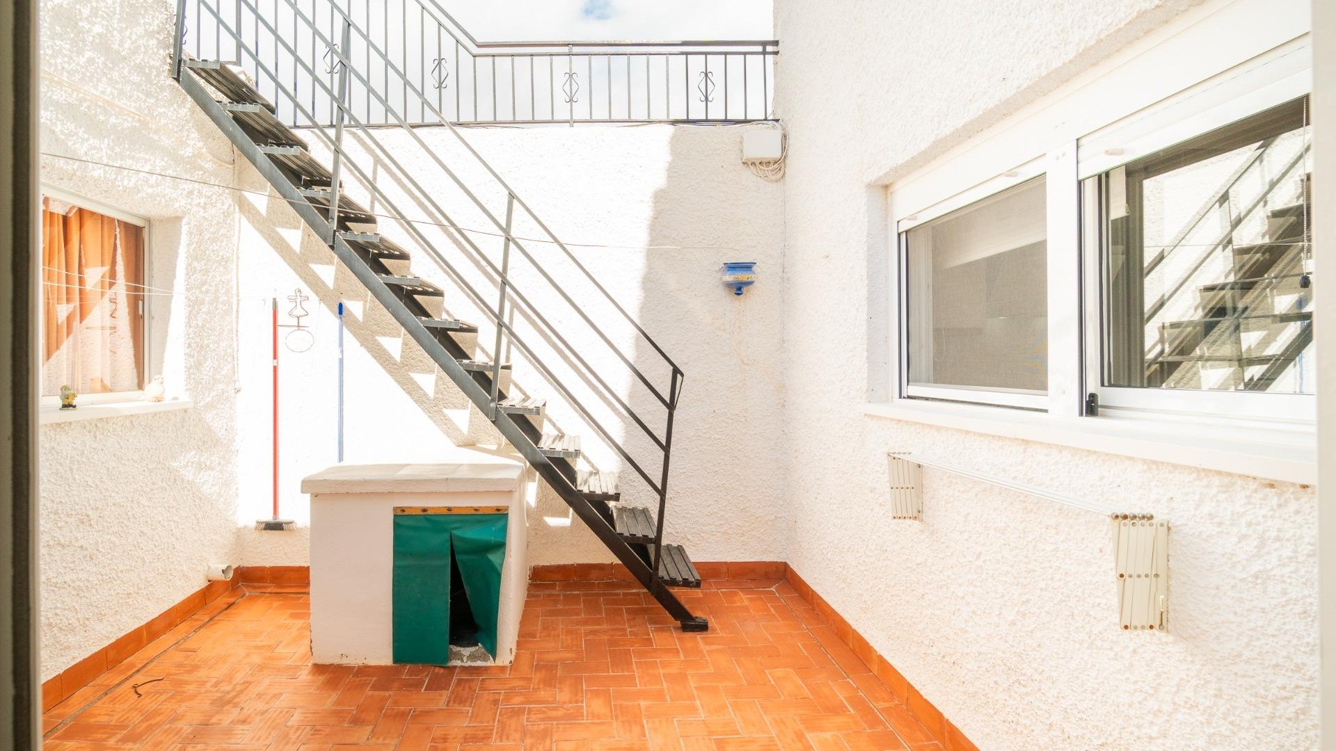 Revente - Maison de ville -
Orihuela - Desamparados-Hurchillo-Torremendo