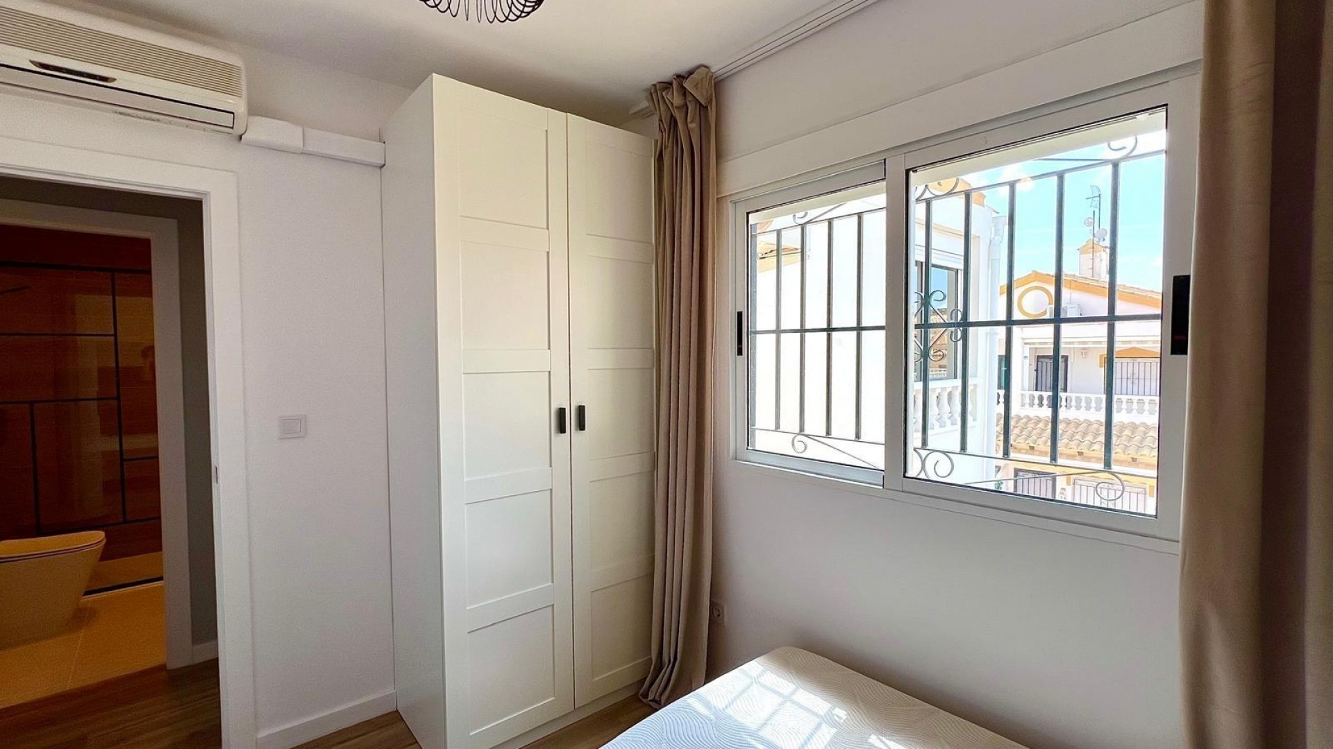 Revente - Maison de ville -
Orihuela - Urbanización Perla del Mar