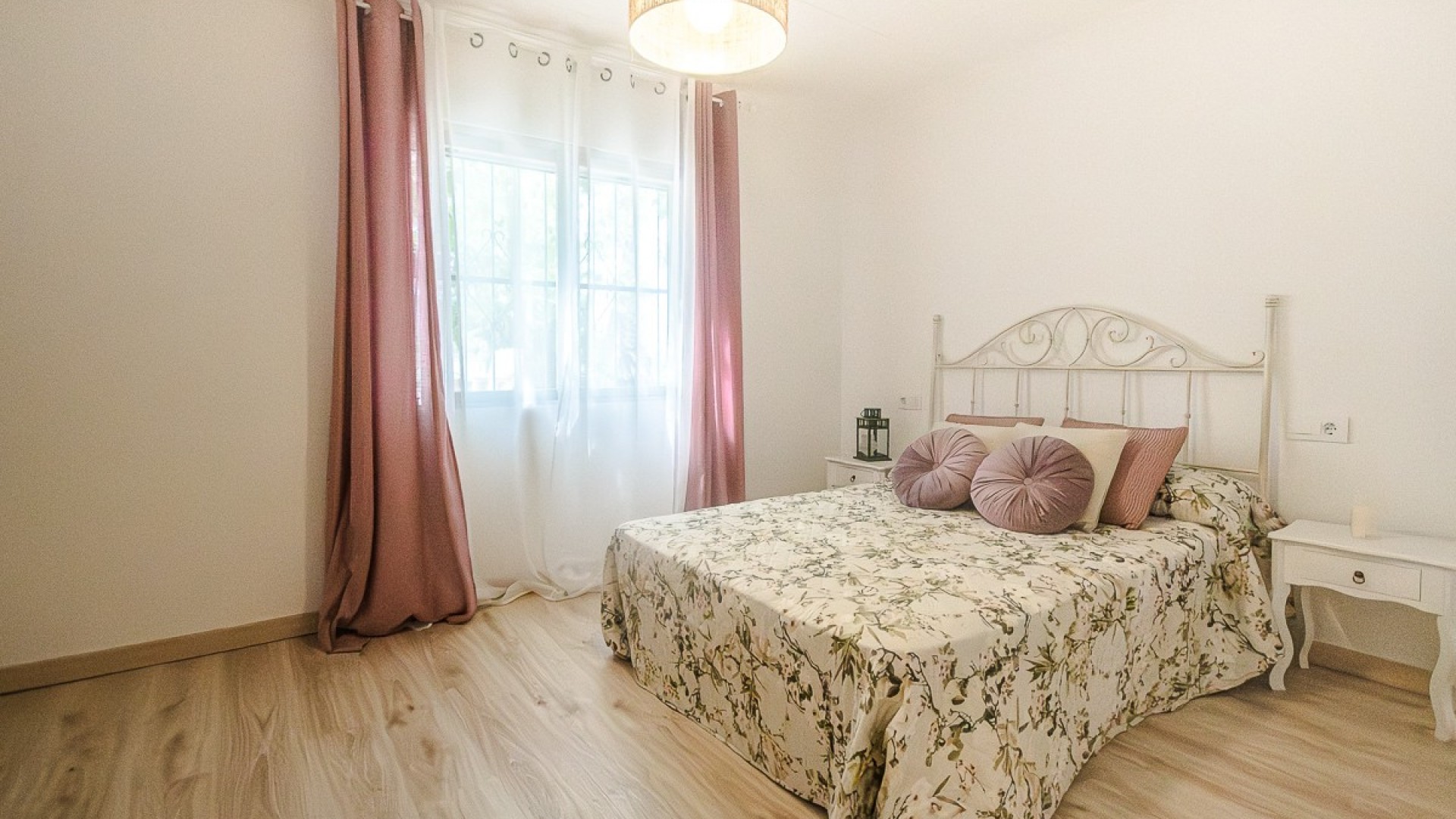 Revente - Maison de ville -
Orihuela