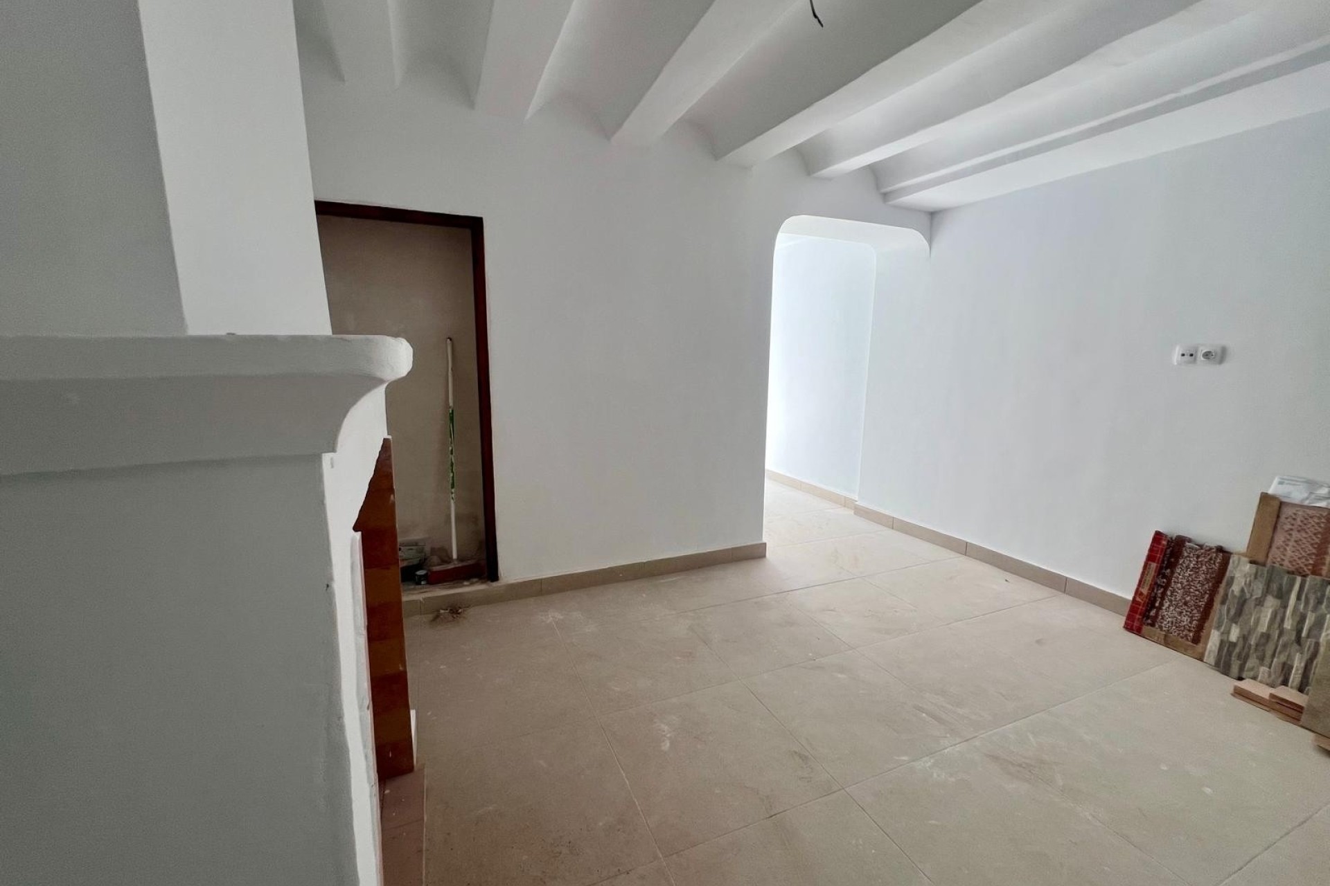 Revente - Maison de ville -
Pinoso - Inland