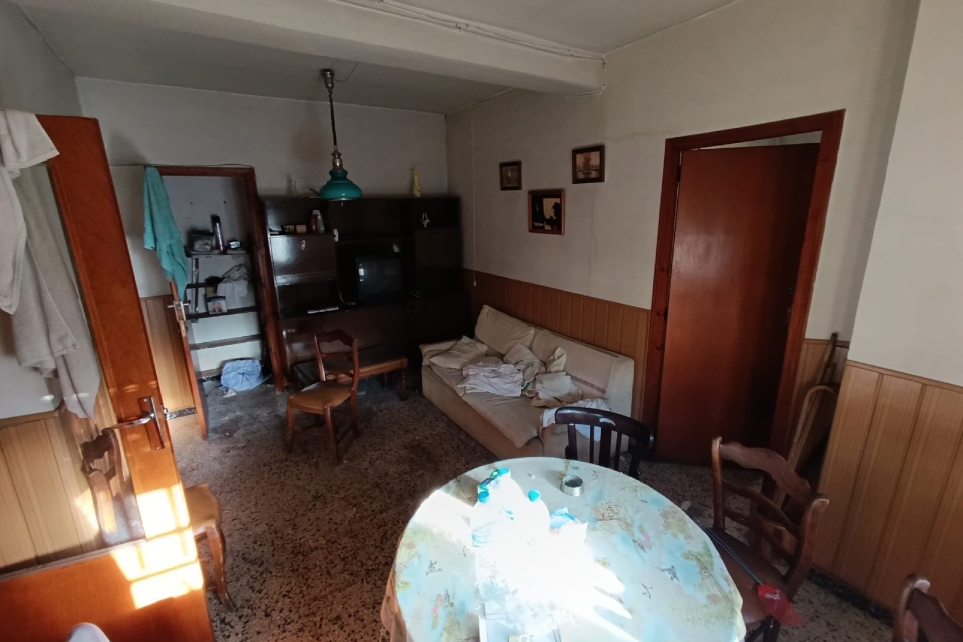 Revente - Maison de ville -
Pinoso - Inland