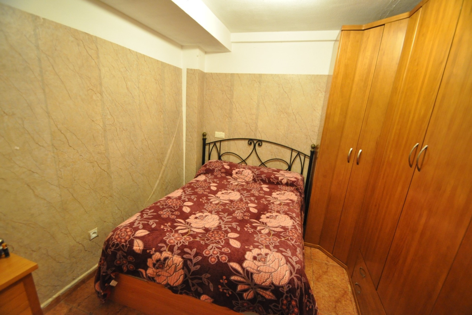 Revente - Maison de ville -
Pinoso - Inland