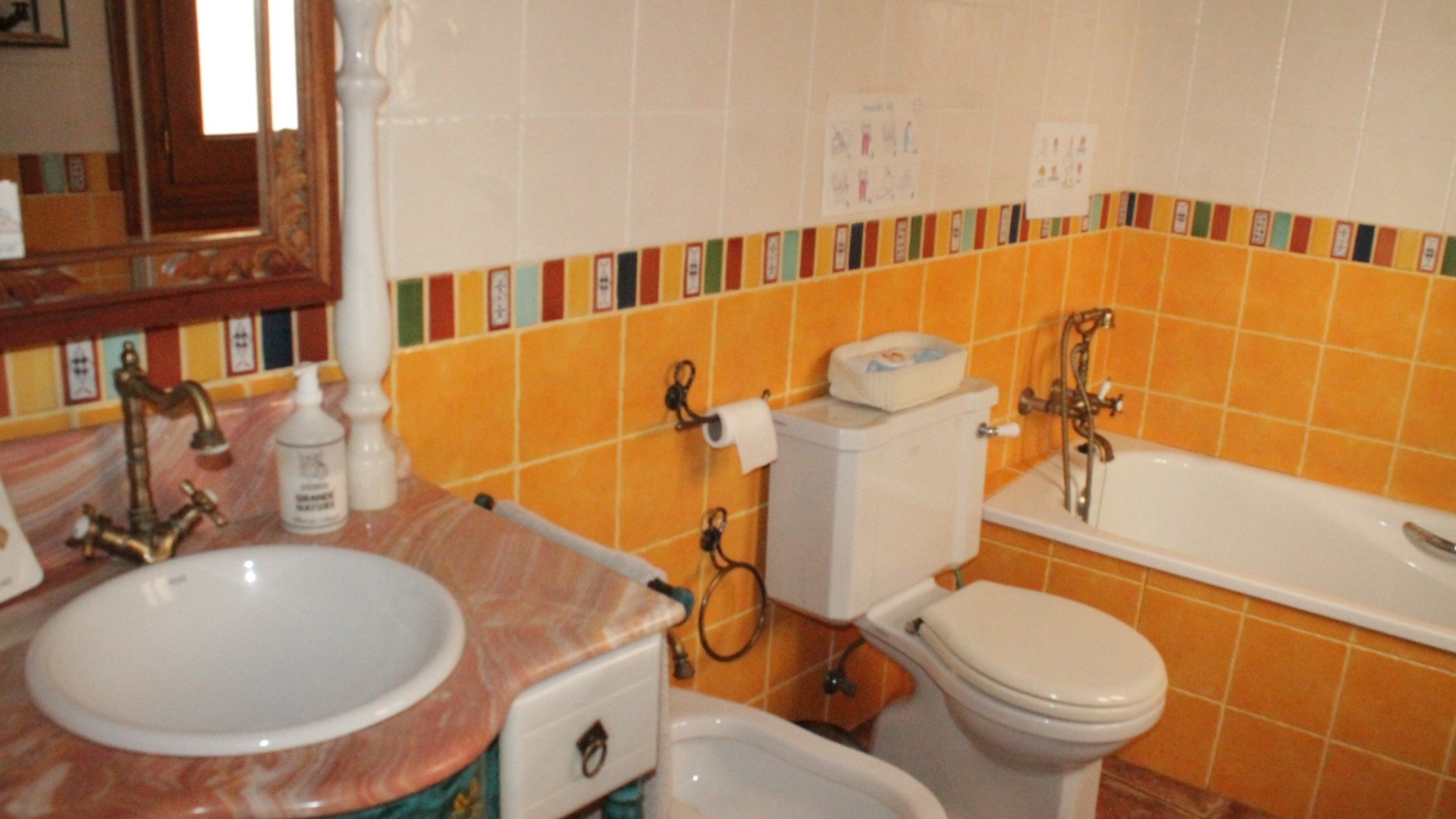 Revente - Maison de ville -
Pinoso - Pinoso Alicante