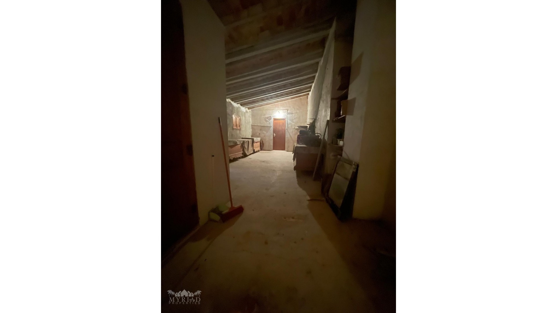 Revente - Maison de ville -
Pinoso - Pinoso Alicante