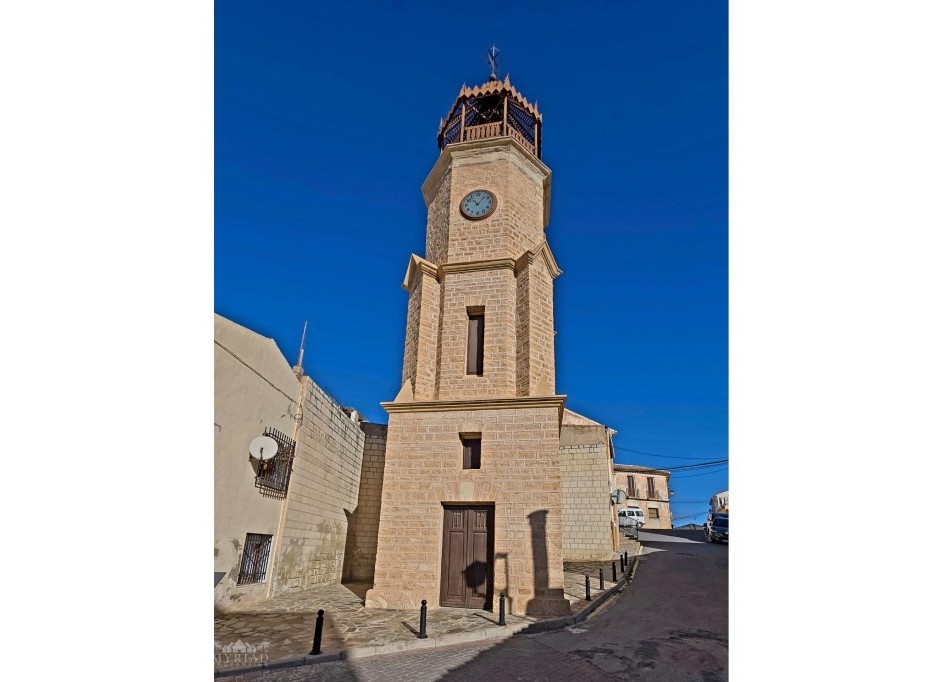 Revente - Maison de ville -
Pinoso - Pinoso Alicante