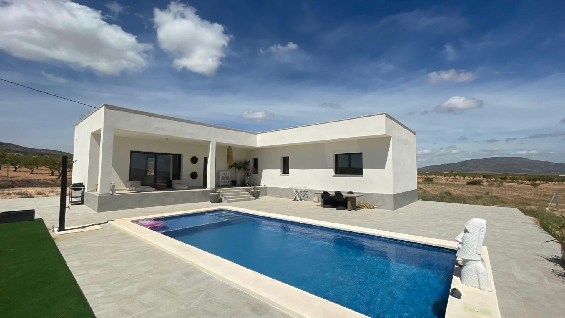 Revente - Maison de ville -
Pinoso - Pinoso Alicante