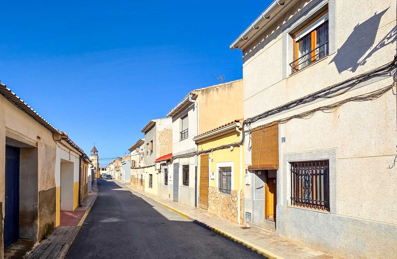 Revente - Maison de ville -
Pinoso