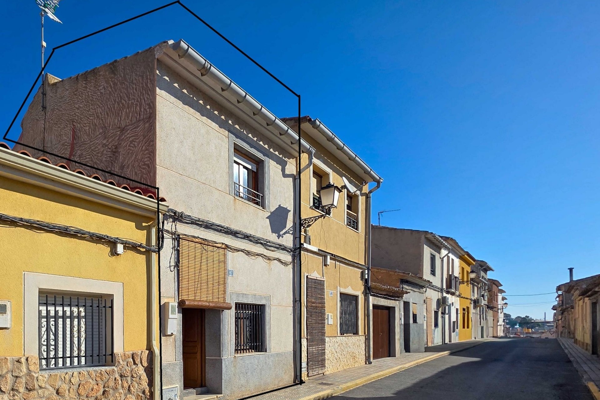 Revente - Maison de ville -
Pinoso