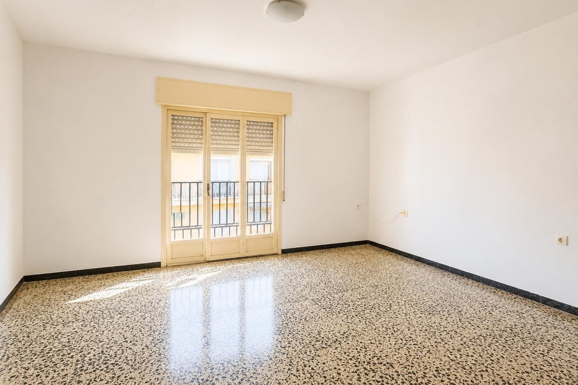 Revente - Maison de ville -
Pinoso