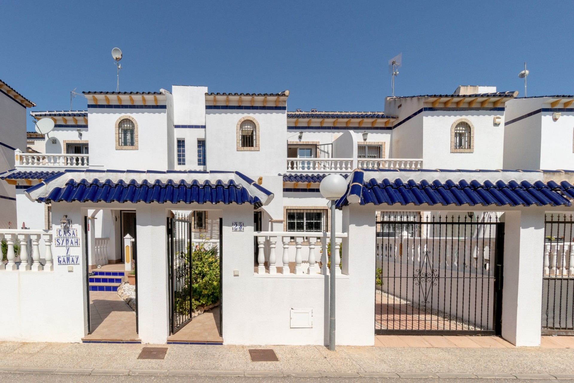 Revente - Maison de ville -
Playa Flamenca