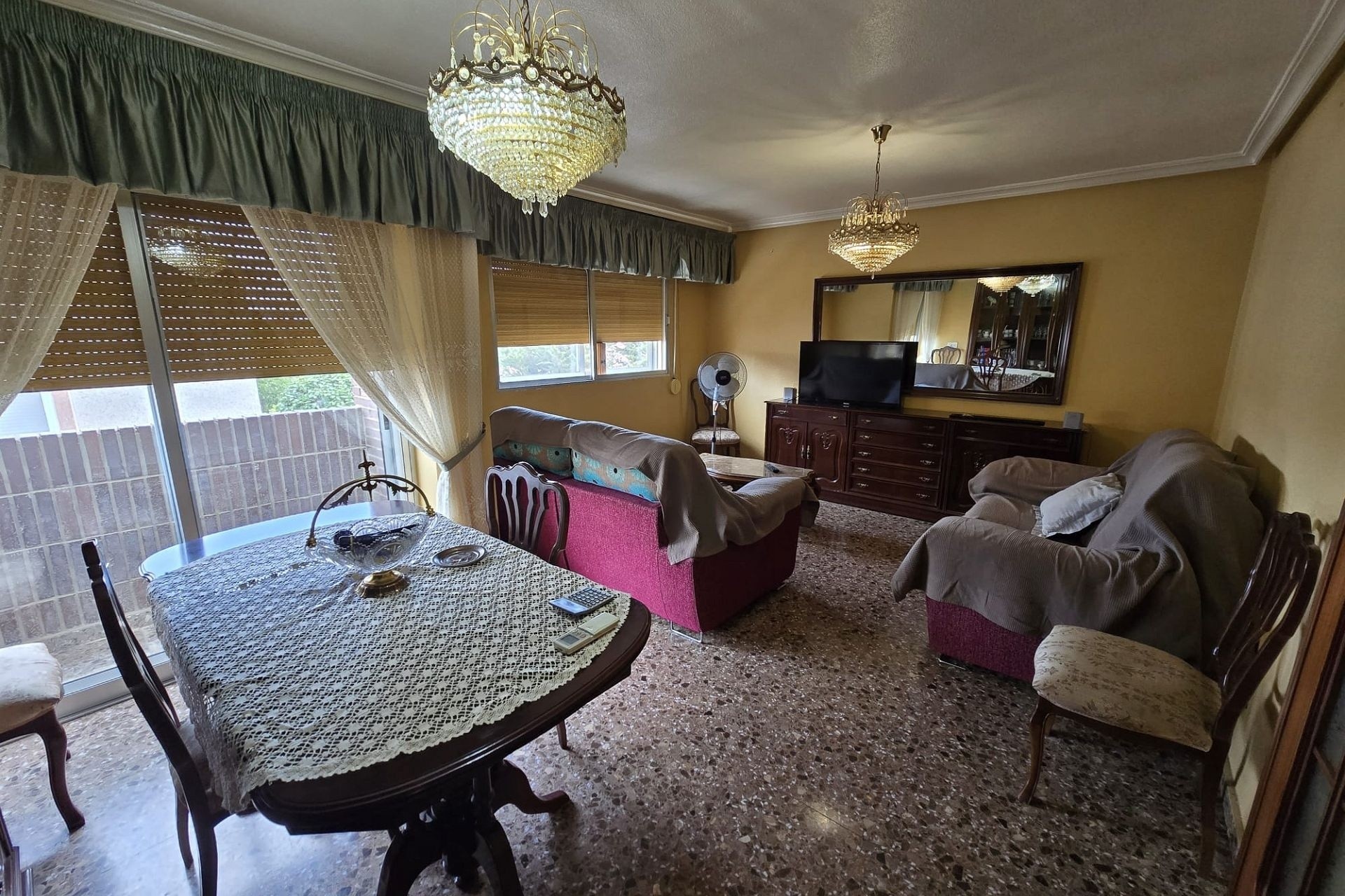 Revente - Maison de ville -
Salinas