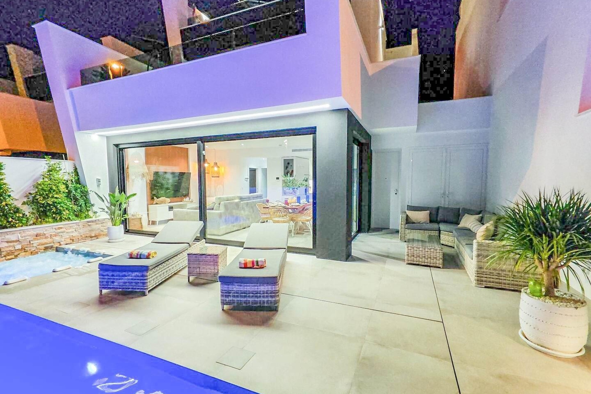 Revente - Maison de ville -
Santiago de la ribera - zona san blas