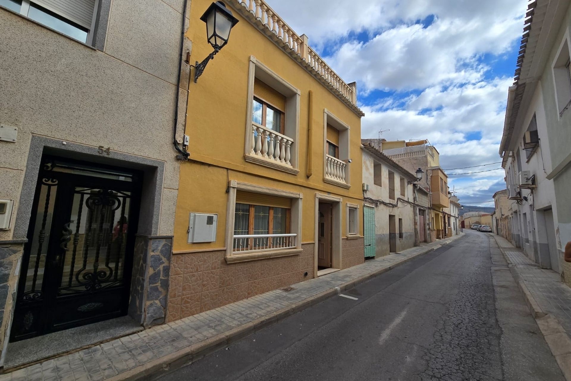 Revente - Maison de ville -
SAX