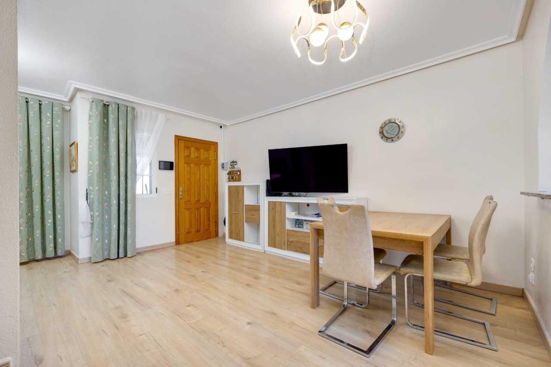 Revente - Maison de ville -
Torrevieja - Costa Blanca