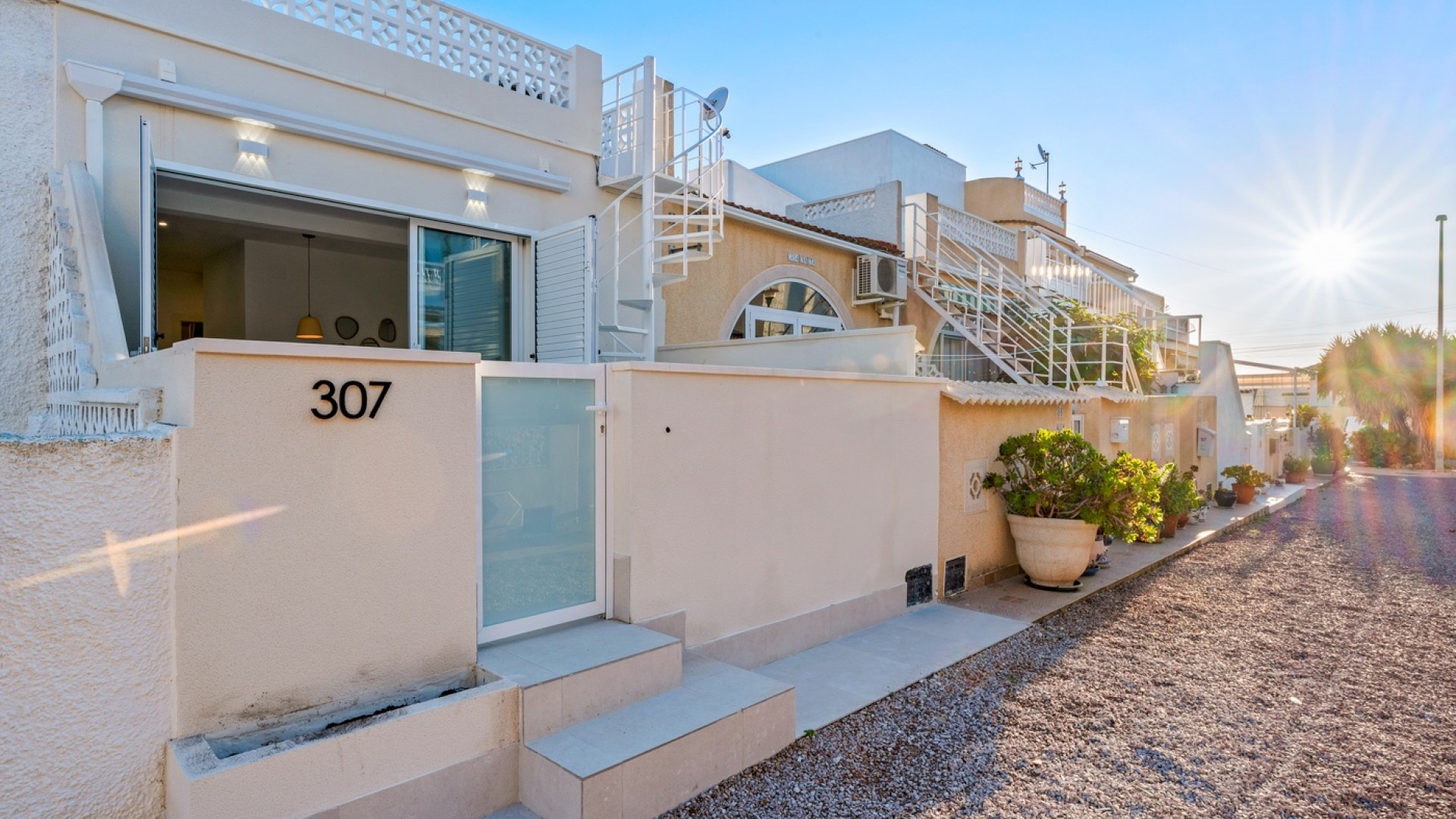 Revente - Maison de ville -
Torrevieja - El chaparral