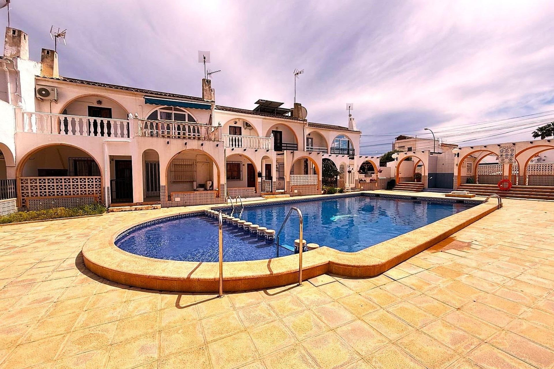 Revente - Maison de ville -
Torrevieja - El chaparral